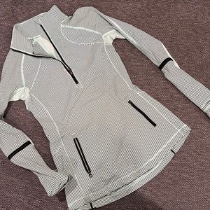 LULULEMON Quarter Zip